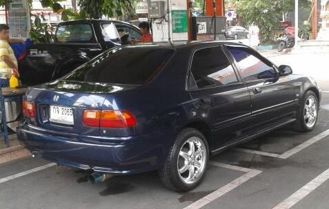 ด่วน..Civicเครื่องเดิมสมบูรณ์ติดแก๊สLPGเกียร์Autoกระจกไฟฟ้าแอร์หนาวแม็กสวยขอบ15"(พร้อมขับส่ง)