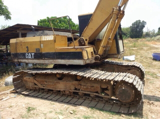 ขายด่วน!! CAT E200B สภาพสวยพร้อมใช้ค่ะ ขายด่วน!! CAT E200B สภาพสวยพร้อมใช้ค่ะ