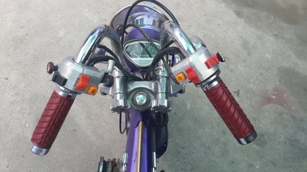 ขายฮอนด้า Dax เก่าญี่ปุ่น เครื่องดรีม 100 สตาร์ทมือ แต่งสวย ขายฮอนด้า Dax เก่าญี่ปุ่น เครื่องดรีม 100 สตาร์ทมือ แต่งสวย