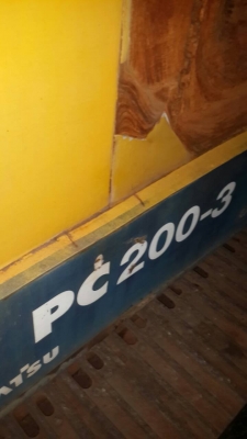 ขายแบคโฮKOMUTSU 200-3