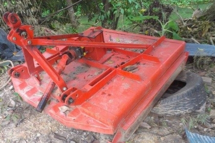 ขายด่วน!!  !ที่ตัดหญ้า รถไถ 27,000