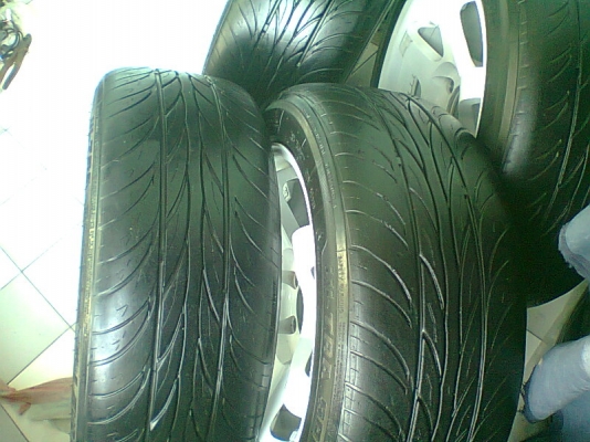 แม็กพร้อมยางขอบ 17 ครบชุด 4 เส้น