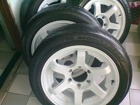 แม็กพร้อมยางขอบ 17 ครบชุด 4 เส้น