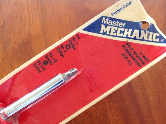 ขายไขควง 4 Way Screwdriver ใหม่ยังอยู่ในแพค