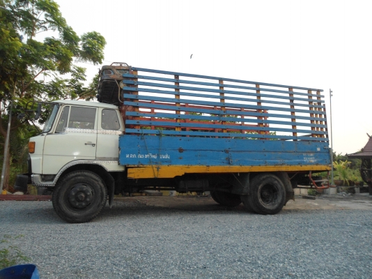 ขายรถ6ล้อพร้อมคอก  ลดเเล้ว 290.000 บาท