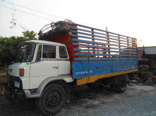 ขายรถ6ล้อพร้อมคอก ลดเเล้ว 290.000 บาท ขายรถ6ล้อพร้อมคอก ลดเเล้ว 290.000 บาท