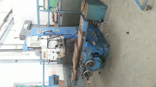 ขายแท่นใส 36 นิ้วจำนวน 3 เครื่องๆละ90,000 บาทเรื่องปาดหน้า 1 เครื่อง 250,000 บาทเครื่องปาดข้าง 250,000 บาท เครื่องดับเบิ้ลคอรั่ม 1 เครื่อง 320,000 บาทเครื่องเจาะเรเดียล 1 เครื่อง 90,000 บาทอง230,000