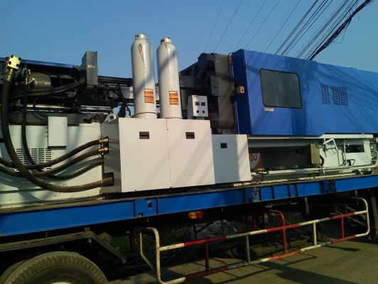 เครื่องฉีดพลาสติก