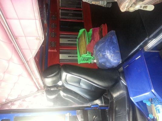 ขายรถบัสพัดลม 12 เมตร ด่วน ราคาต่อรองได้