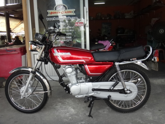 ขายGL100สีแดงมีทะเบียนเอกสารชุดโอน(ร้านโบราณคลาสสิค)ไลท์บางแคโทร0897661966