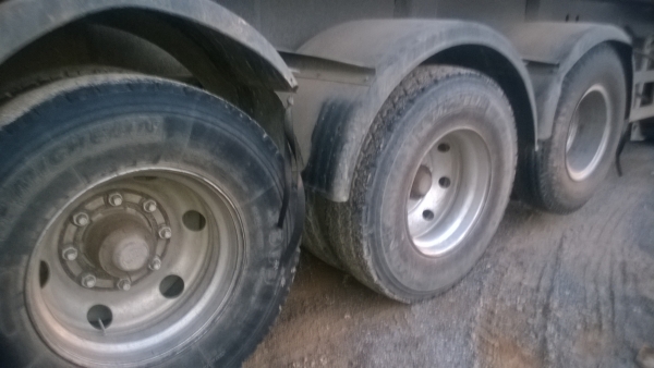 ้HINO MAGA FM  320 แรงม้า ปี 50  ขายกลางอากาศเรียบร้อยแล้วค่ะ