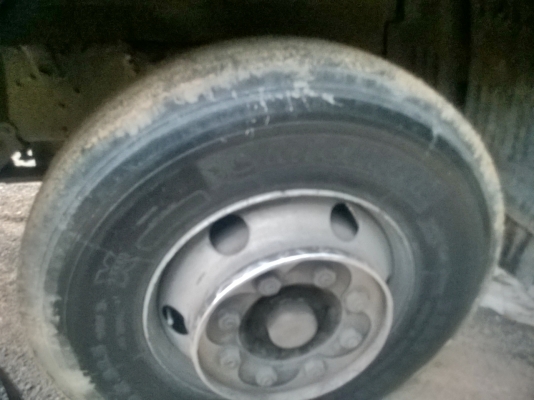 ้HINO MAGA FM  320 แรงม้า ปี 50  ขายกลางอากาศเรียบร้อยแล้วค่ะ