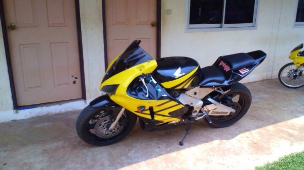 CBR400 y94 ราคา59000 บาทเอกสารแท้!!! หนุ่ยขอนแก่น มาก่อนได้ก่อนจ้า