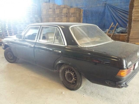 ขายบอดี้benz w123 พวงมาลัยซ้ายพร้อมทะเบียน