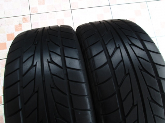 ขายยาง NITTO NT555 215-45-17 ดอกเยอะมาก (1คู่)