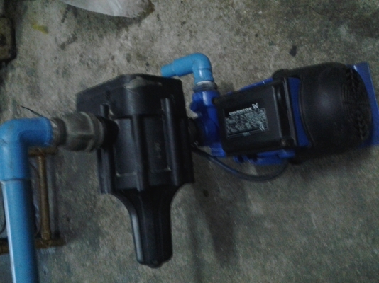 ขาย !! ปั้มน้ำอัตโนมัติ 0.4 hp 220v. ยี่ห้อ กุนด์ฟรอส สภาพดี พร้อมใช้