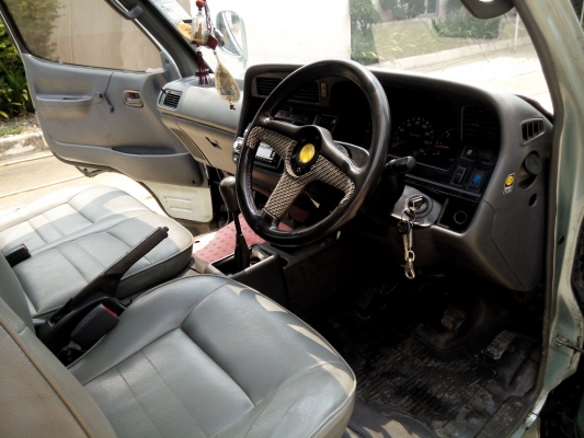 ขายรถตู้หลังคาสูง เดิมๆ เครื่องเดิมดีเซล ไม่เคยวิ่งวิน ไม่เคยติดแก๊ส