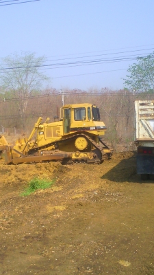 รถแทรคเตอร์ แค๊ต ดี๖ เฮท ช่วงล่างสวยเต็มร้อย มีเอกสารอินวอยล์ ต่อรองราคาได้ ในราคาแบ่งกันใช้ครับ.