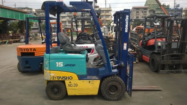 ขายด่วนๆ รถยกไฟฟ้า 1.5 ตัน KOMATSU FB15EX-8 เสาสูง 3 เมตร