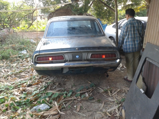 ขายรถเก๋งโตโยต้าคราว รถพร้อมใช้มีเอกสารพร้อมเครื่่องเดิม