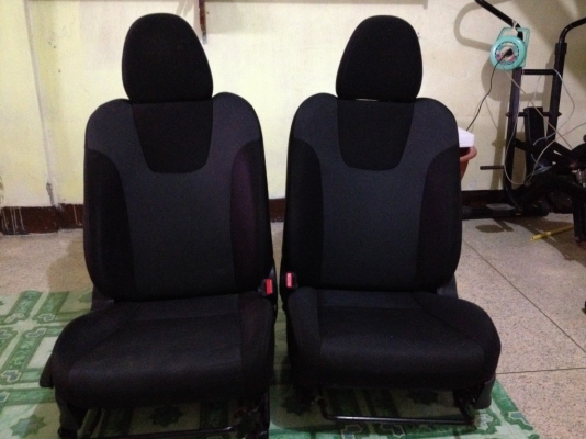 เบาะคู่หน้า JAZZ สภาพสวยๆ