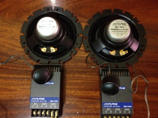 ลำโพงแยกชิ้น ALPINE DDC-165e ครบชุดเก่าญี่ปุ่นสภาพสวย ลำโพงแยกชิ้น ALPINE DDC-165e ครบชุดเก่าญี่ปุ่นสภาพสวย