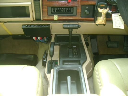 JEEP CHEROKEE 4.0 LIMITED AUTO LPG หัวฉีด