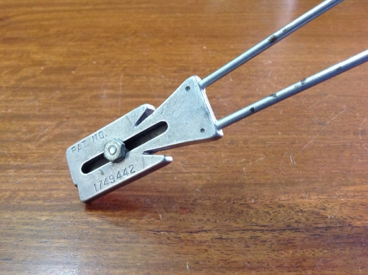 ขายที่ลับมี ลับกรรไกร และ ตัวตัดกระจก โบราณ