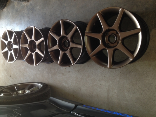 ขายล้อแม็กขอบ 16 4 รู กว้าง 7.5