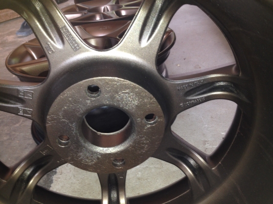 ขายล้อแม็กขอบ 16 4 รู กว้าง 7.5