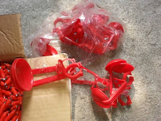 ขายก็อกกิ๊กน้ำไก่ สำหรับทำฟาร์มไก่หรือนกกระทา