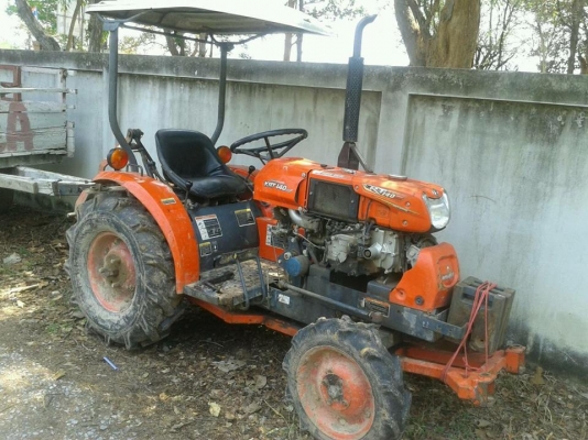 ขายรถไถRT140พลัส เครื่องดี อุปกรณ์ครบ ล้อเหล็ก คาด ผานดันหน้า ผานหลัง สภาพพร้อมใช้ เอกสารพร้อมโอน