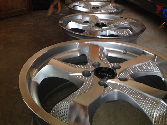 ขายล้อแม็ก vip ขอบ 18 5 รู 114 ขายล้อแม็ก vip ขอบ 18 5 รู 114