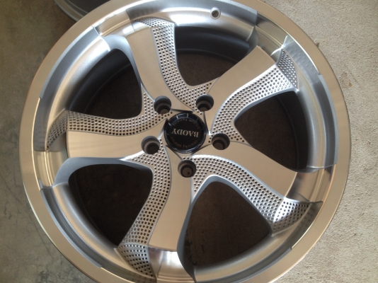 ขายล้อแม็ก vip ขอบ 18 5 รู 114 ขายล้อแม็ก vip ขอบ 18 5 รู 114