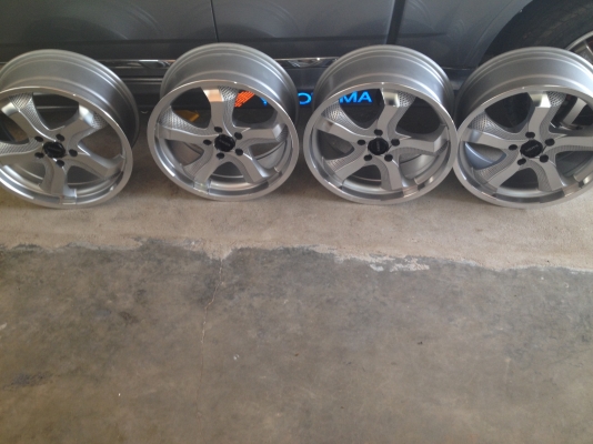 ขายล้อแม็ก vip ขอบ 18 5 รู 114