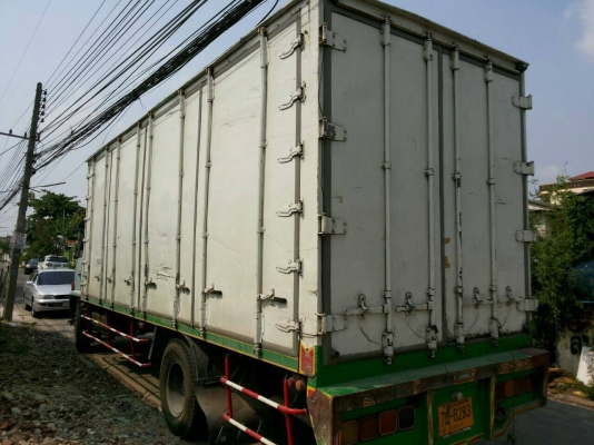 ขายรถตู้แห้งIsuzu Rocky195