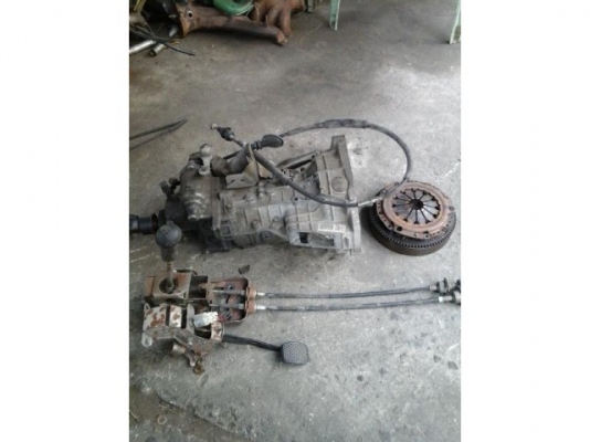 ขายเกียร์ธรรมดา zusuki กะป้อรุ่น K6A อุปกรณ์ครบชุด