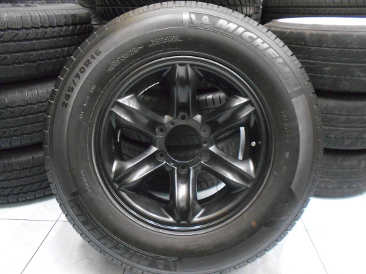 ขายล้อแม็ก Isuzu เล็บเหยี่ยวแท้ ขอบ 16 พร้อมยางมิชลิน 245/70/16 ปี 10 ดอกสวยพร้อมใช้/เทิร์นได้-ใส่ฟรีค่ะ