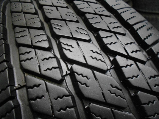 ขายล้อแม็ก Toyota Fortuner ขอบ 17 พร้อมยางมิชลินปี 12/เทิร์นได้-ใส่ฟรีค่ะ ขายล้อแม็ก Toyota Fortuner ขอบ 17 พร้อมยางมิชลินปี 12/เทิร์นได้-ใส่ฟรีค่ะ