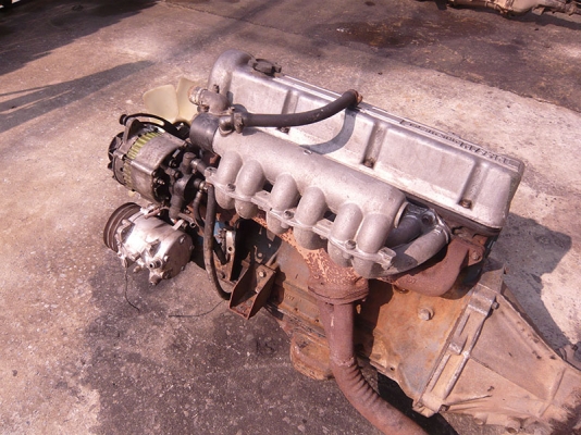 ขายเครื่องยนต์ดีเซล Nissan แรงๆพร้อมเกียร์ ห้าสปีด