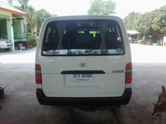 รถตู้ใช้งานน้อยราคาประหยัด