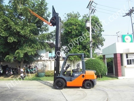 จำหน่ายรถ Forklift TOYOTA 52-8FD30 จำหน่ายรถ Forklift TOYOTA 52-8FD30