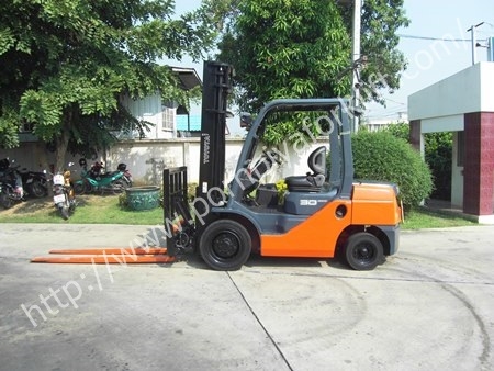 จำหน่ายรถ Forklift TOYOTA 52-8FD30 จำหน่ายรถ Forklift TOYOTA 52-8FD30