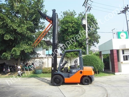 จำหน่ายรถ Forklift TOYOTA 52-8FD30 จำหน่ายรถ Forklift TOYOTA 52-8FD30