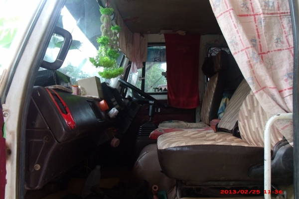 "รักสิบล้อต้องรอสิบโมง"(ฮิ้วๆ) ไม่ต้องรอสิบโมงแล้วครับ ขายสิบล้อISUZU รุ่น นางฟ้า สภาพดี พร้อมใช้งาน กระบะดั้มHINO รถพร้อมใช้ ราคาสุดคุ้ม1ล้าน3แสนครับ ติดต่อชมนางฟ้า ที่คุณปรัชญา 084 9927529 prutya77@gmail.com