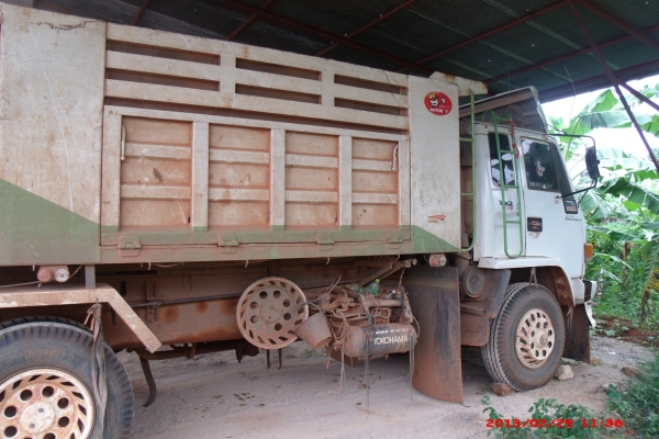 "รักสิบล้อต้องรอสิบโมง"(ฮิ้วๆ) ไม่ต้องรอสิบโมงแล้วครับ ขายสิบล้อISUZU รุ่น นางฟ้า สภาพดี พร้อมใช้งาน กระบะดั้มHINO รถพร้อมใช้ ราคาสุดคุ้ม1ล้าน3แสนครับ ติดต่อชมนางฟ้า ที่คุณปรัชญา 084 9927529 prutya77@gmail.com