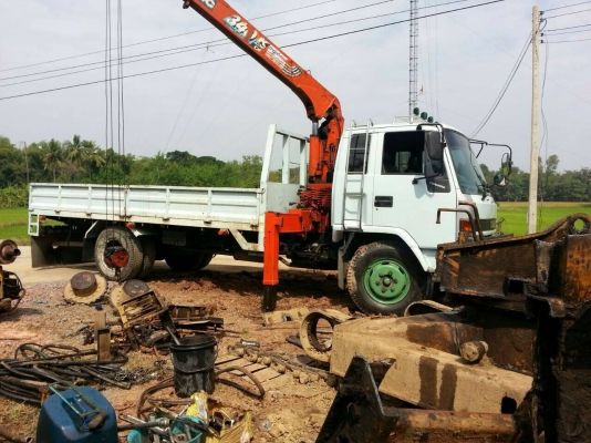 ขายรถบรรทุกหกล้อติดเครน Isuzu rocky เครื่อง 6HE1 - 195 แรง เครนยูนิค 3.5 ตัน