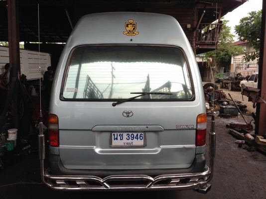 ขายรถตู้ช่วงยาว แต่ง VIP สภาพสวย พร้อมใช้งาน