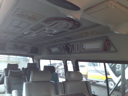 ขายรถตู้ช่วงยาว แต่ง VIP สภาพสวย พร้อมใช้งาน