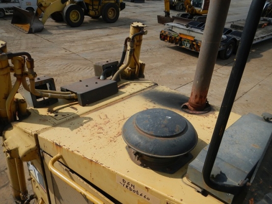 LOT NO. 267 CAT/D6H LOT NO. 267 CAT/D6H